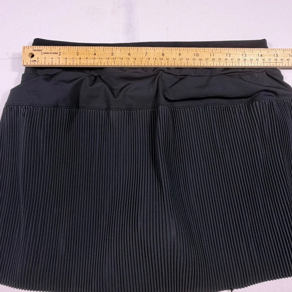 Nike Dri-FIT Black Pleated Tennis Skort Womens Medium Active Skirt with Shorts